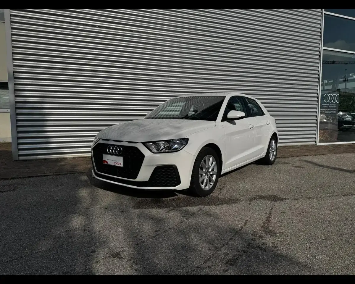 Usata Audi A1 Sportback Business 95 CV (69 kW) 2024 Bianco Utilitaria