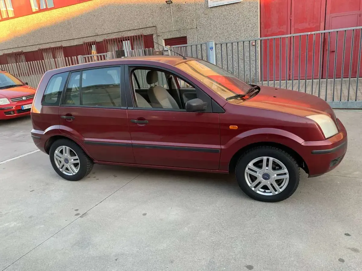 Usata Ford Fusion Collection 101 CV (74 kW) 2004 Other Utilitaria