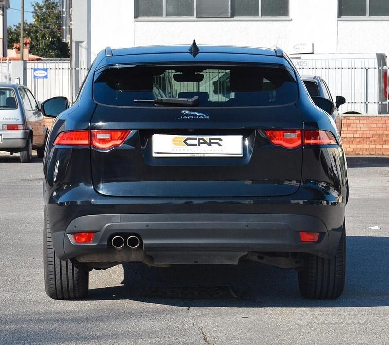 Usata Jaguar F-Pace Prestige 180 CV (132 kW) 2019 Nero SUV