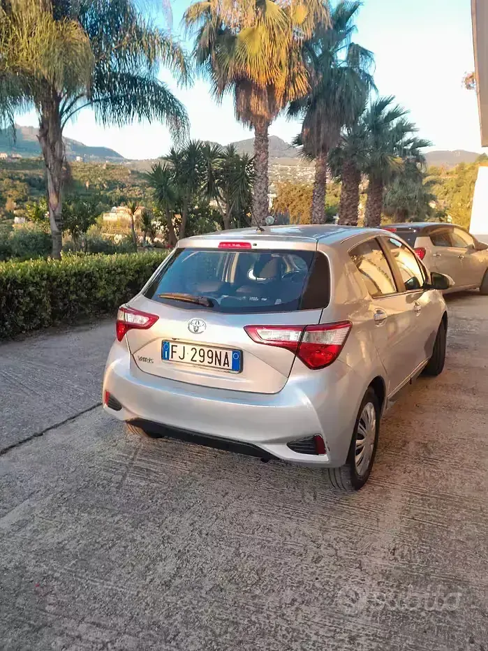 Usata Toyota Yaris 69 CV (50 kW) 2017 Berlina