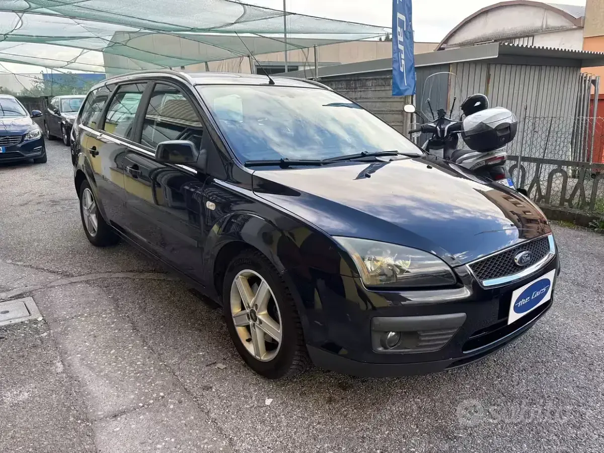 Usata Ford Focus S 116 CV (85 kW) 2007 Nero Station wagon