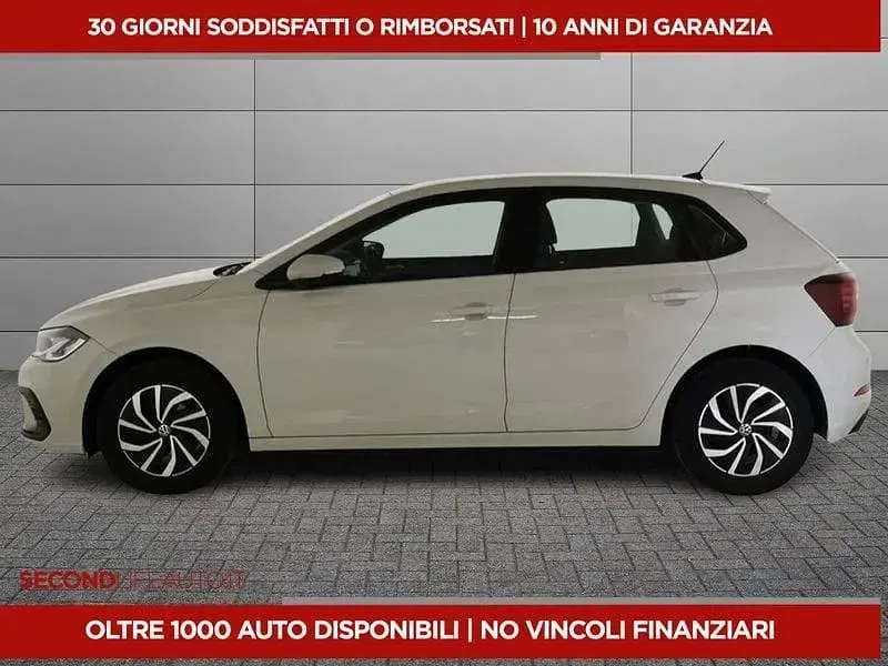 Usata VW Polo Life 95 CV (69 kW) 2023 Beige Utilitaria