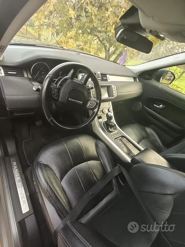 Usata Land Rover Range Rover evoque 150 CV (110 kW) 2017 Grigio Berlina