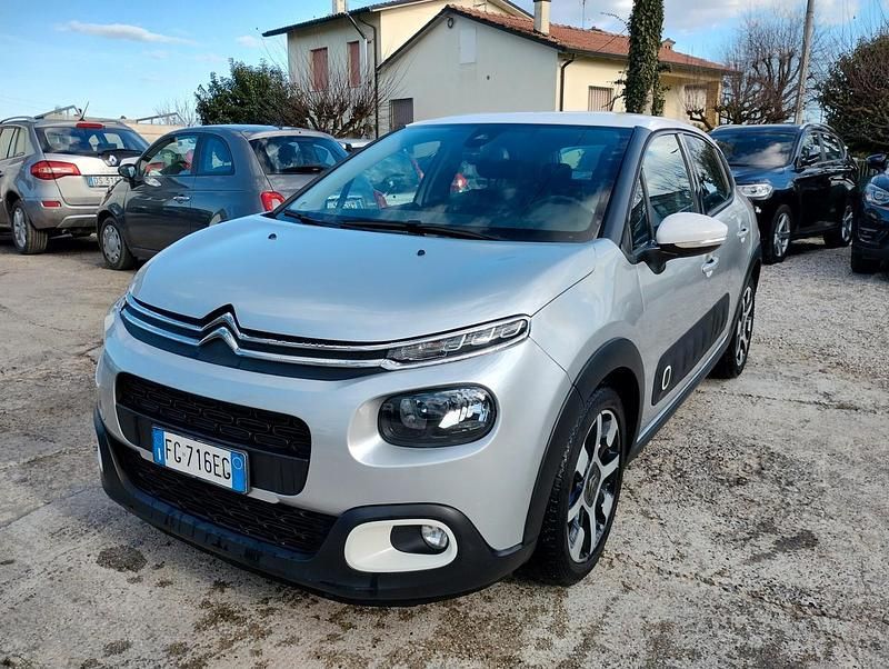 Usata Citroën C3 Shine 74 CV (54 kW) 2017 Grigio Berlina