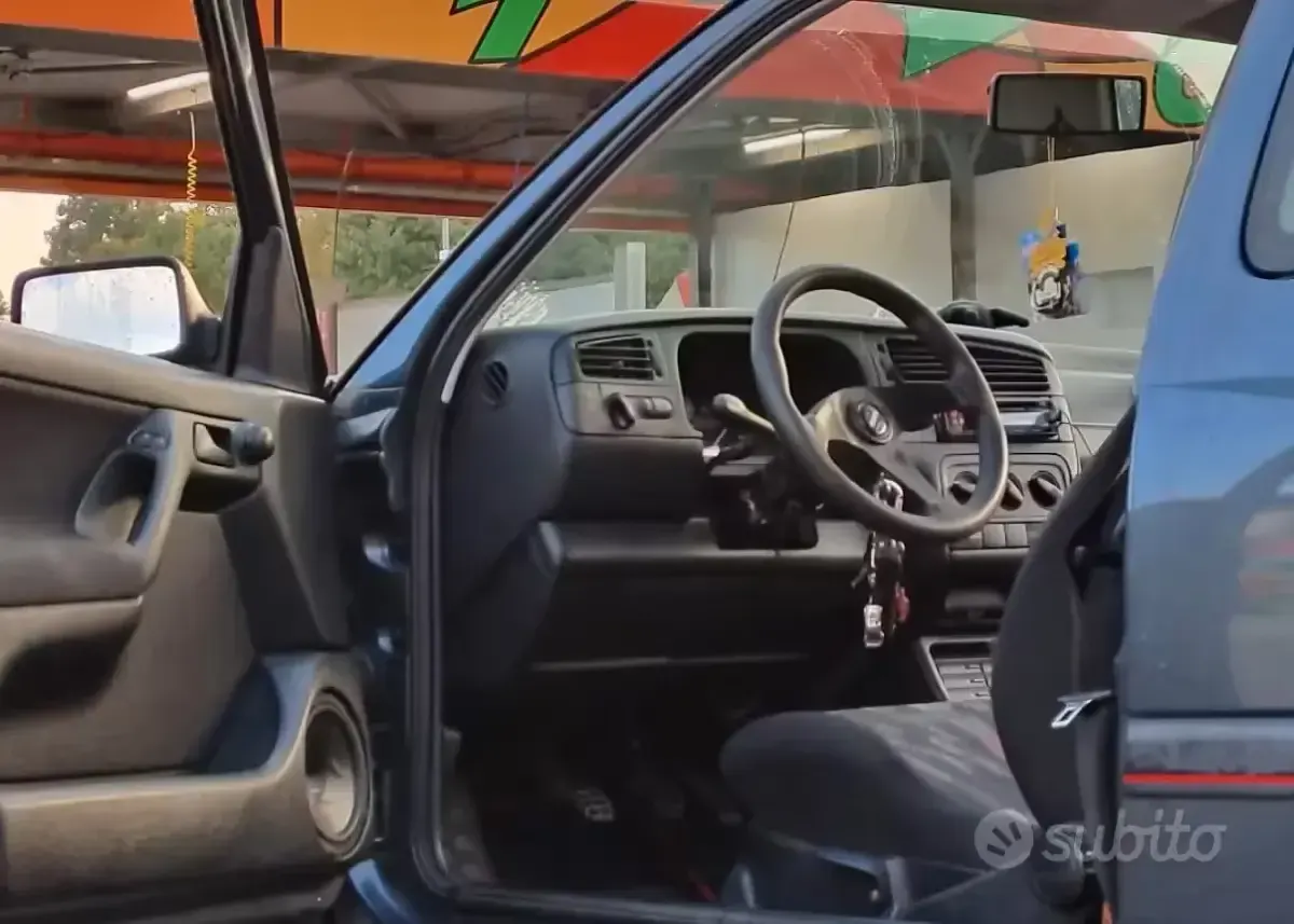 Usata VW Golf III GT 101 CV (74 kW) 1996 Grigio Berlina