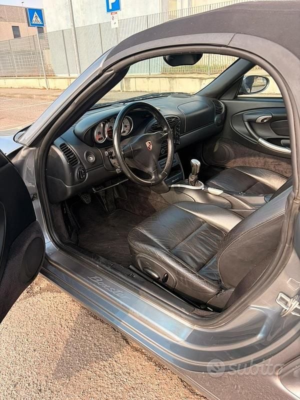 Usata Porsche Boxster S 252 CV (185 kW) 2001 Grigio Cabrio