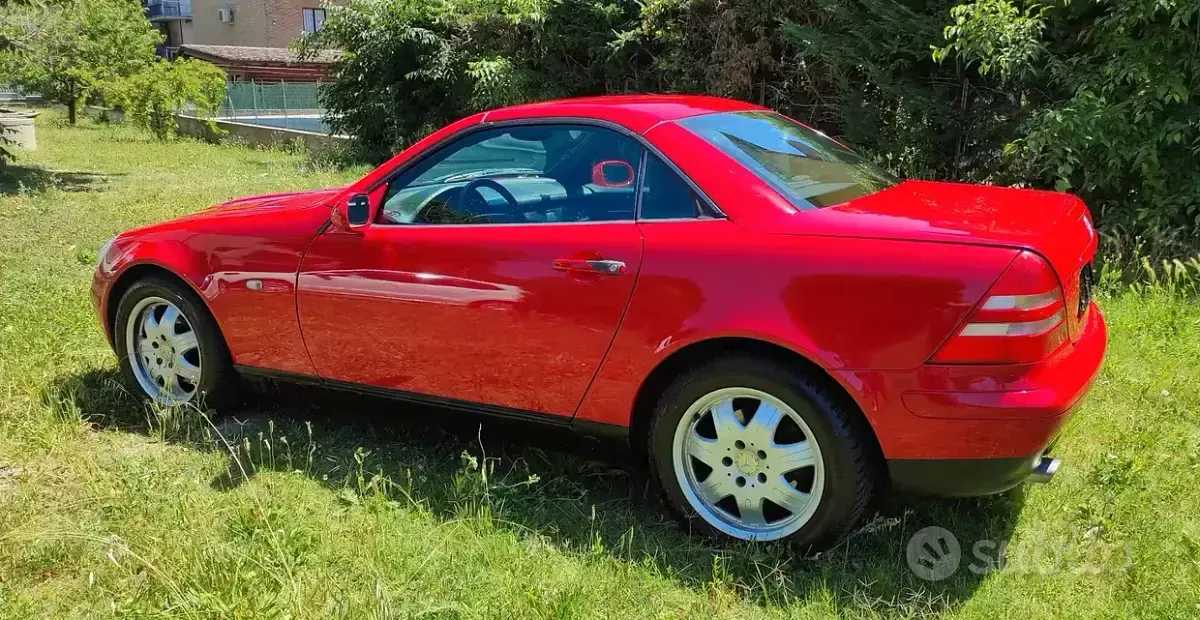 Usata Mercedes SLK200 136 CV (100 kW) 1998 Rosso Cabrio