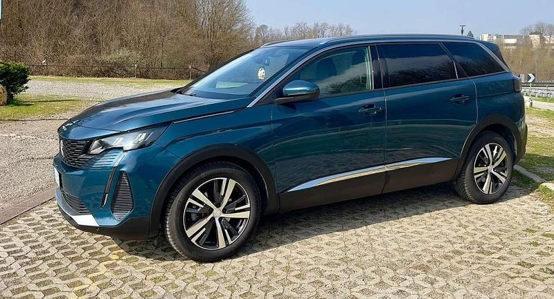 Usata Peugeot 5008 Business-Line 131 CV (96 kW) 2021 Blu/azzurro SUV