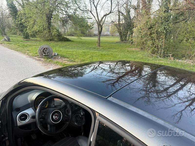 Usata Fiat 500 75 CV (55 kW) 2011 Nero Utilitaria