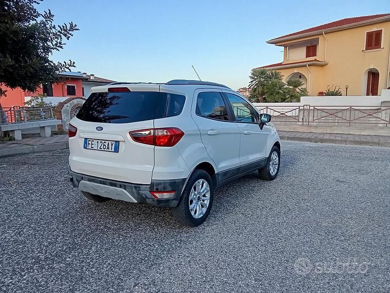 Usata Ford Ecosport Titanium 95 CV (69 kW) 2016 Bianco SUV