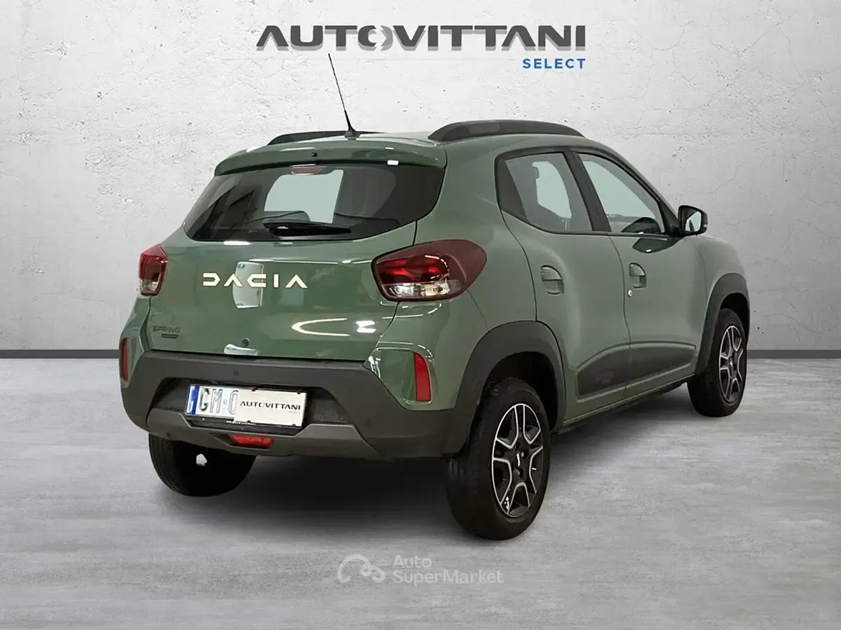 Begagnad Dacia Spring Expression 47 kW (65 HK) 2023 Grön Halvkombi