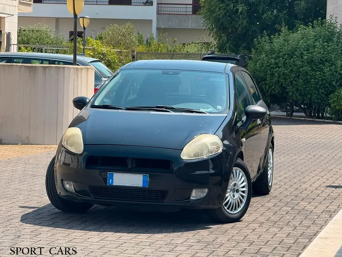 Usata Fiat Grande Punto Dynamic 75 CV (55 kW) 2007 Utilitaria