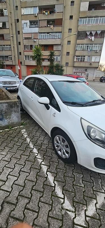 Usata Kia Rio 2011 Bianco Berlina