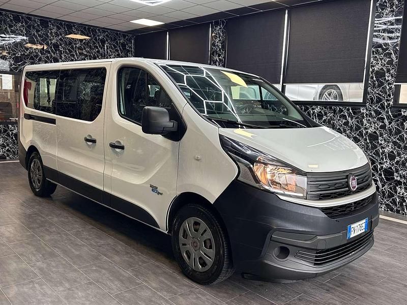 Bianco Usata 2017 Fiat Talento Monovolume | 22.500 € (Buon prezzo) - Immagine 1/4