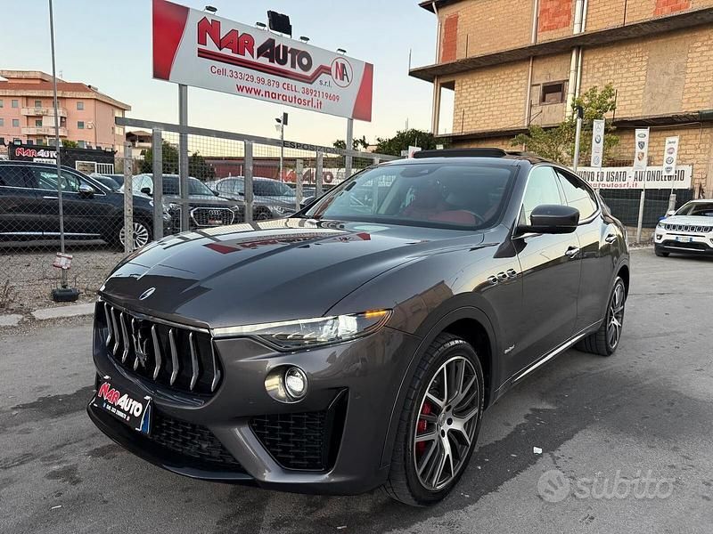 Usata Maserati Levante 275 CV (202 kW) 2019 Grigio SUV
