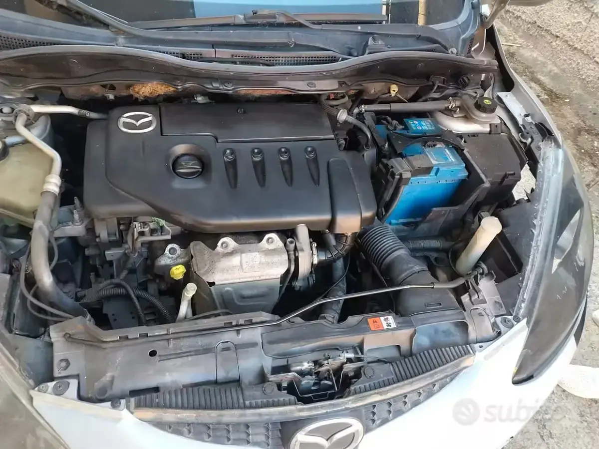 Usata Mazda 2 68 CV (50 kW) 2009 Grigio Utilitaria