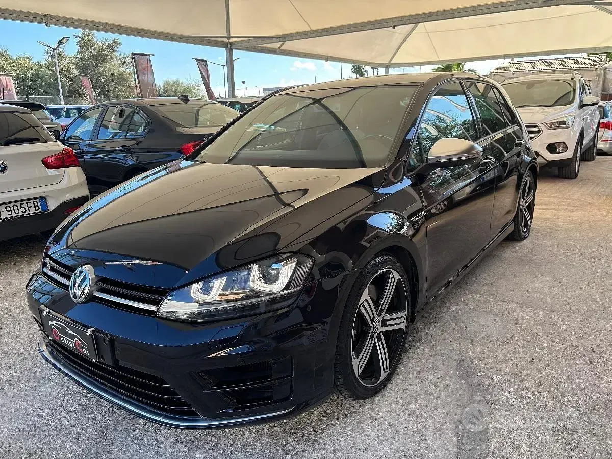 Usata VW Golf VII R 300 CV (220 kW) 2016 Nero Utilitaria