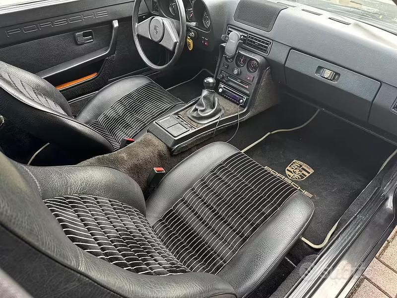 Usata Porsche 924 125 CV (91 kW) 1982 Nero Coupé