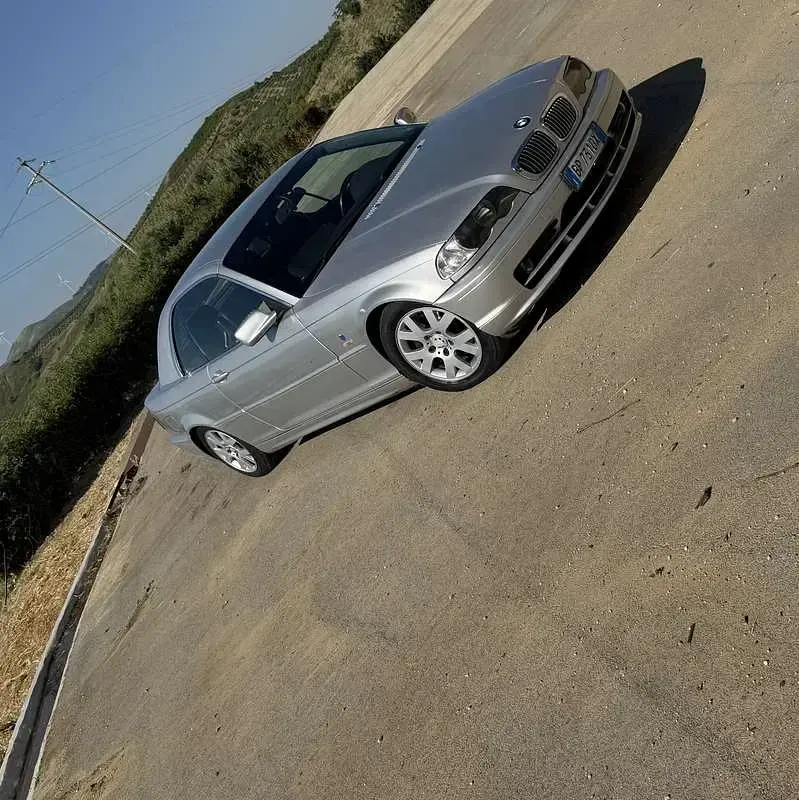 Usata BMW 320 Cabriolet 170 CV (125 kW) 2001 Cabrio