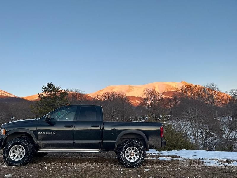 Usata Dodge Ram 326 CV (239 kW) 2004 Nero Pick-up