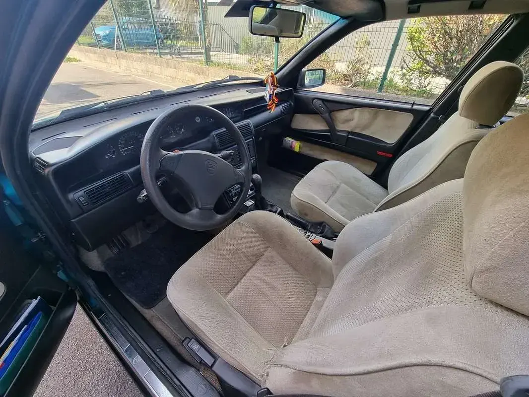 Usata Lancia Delta 101 CV (74 kW) 1995 Utilitaria