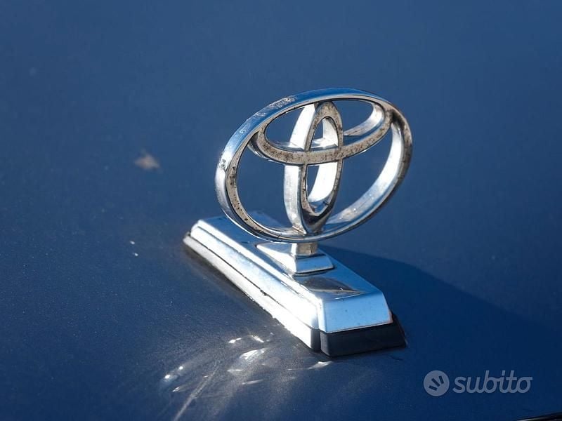 Usata Toyota HiLux 2023 Grigio Pick-up