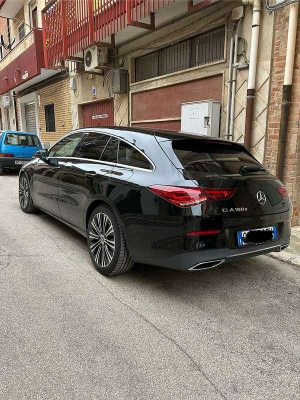 Usata Mercedes CLA180 Shooting Brake Executive 116 CV (85 kW) 2020 Station wagon