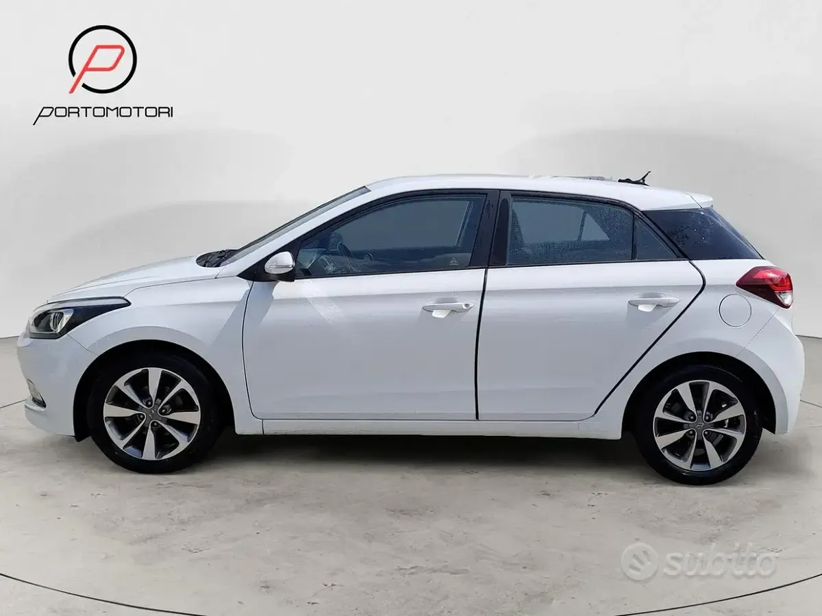 Brugt Hyundai i20 84 HK (61 kW) 2017 Hvid Sedan