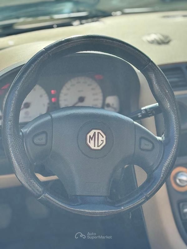 Usata MG TF 136 CV (100 kW) 2003 Argento Cabrio