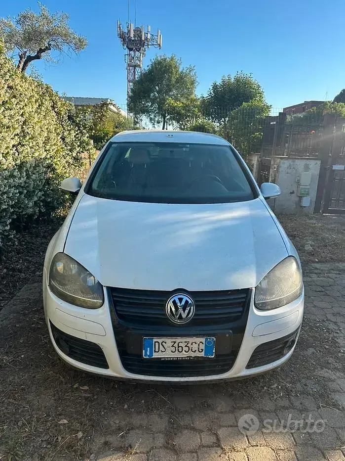 Usata VW Golf VI 105 CV (77 kW) 2008 Utilitaria