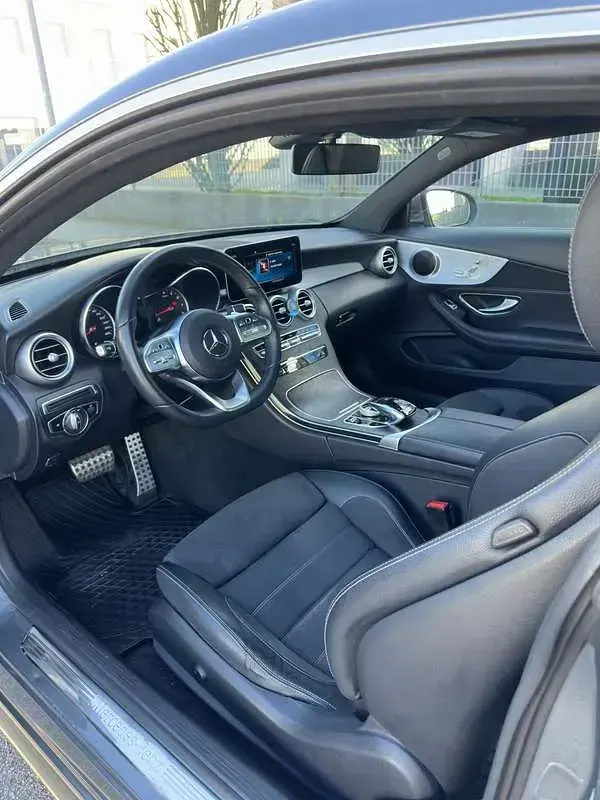 Usata Mercedes C180 Premium 156 CV (114 kW) 2019 Grigio Coupé