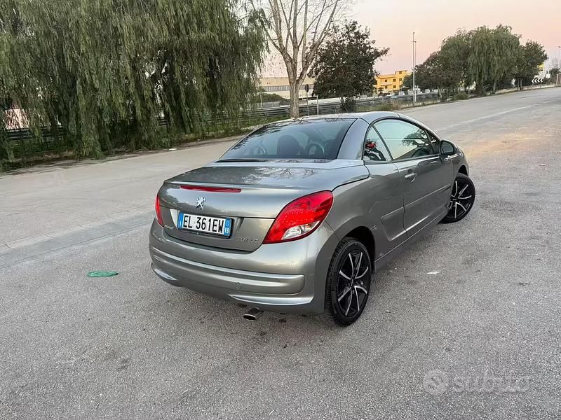 Usata Peugeot 207 CC 120 CV (88 kW) 2012 Cabrio