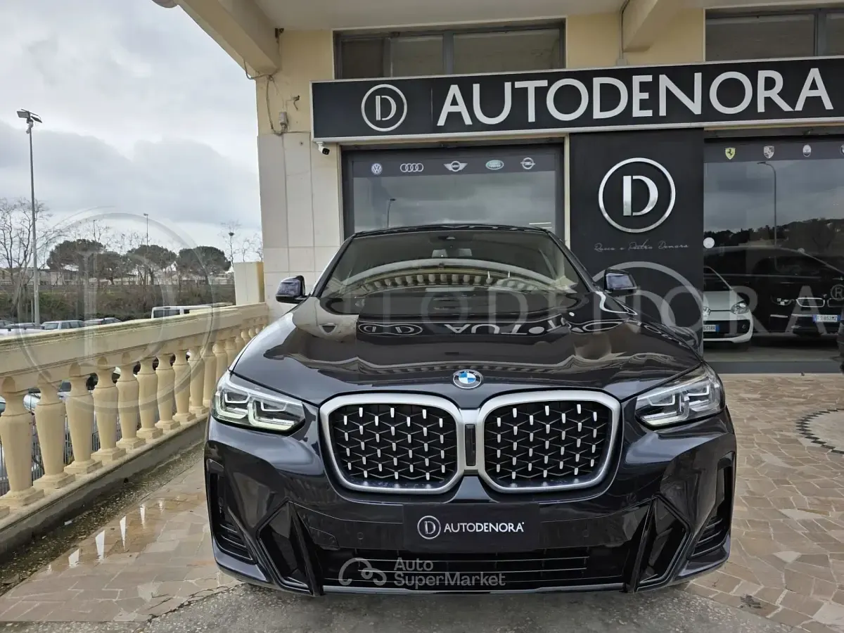 Usata BMW X4 190 CV (139 kW) 2024 Nero SUV