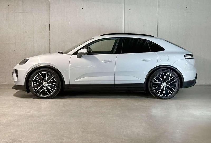Usata Porsche Macan 300 kW (408 CV) 2024 Bianco SUV