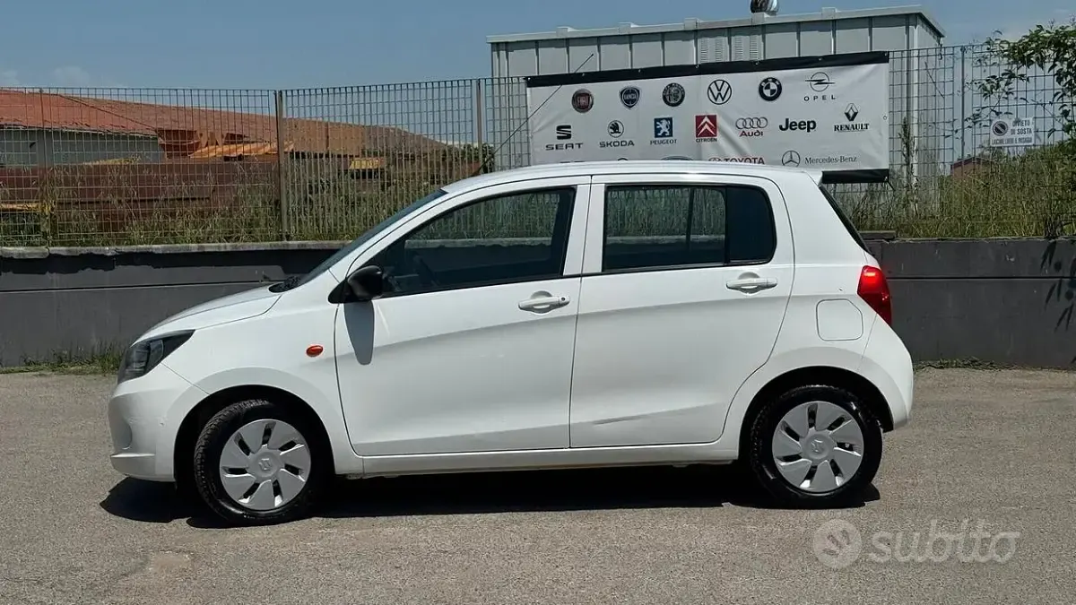 Usata Suzuki Celerio 68 CV (50 kW) 2017 Bianco Utilitaria