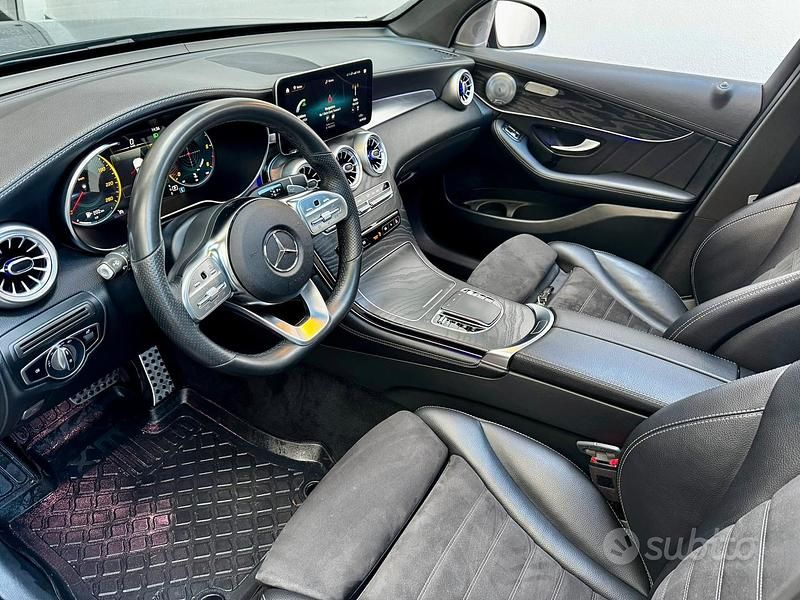 Usata Mercedes GLC300 Premium Plus 245 CV (180 kW) 2019 SUV