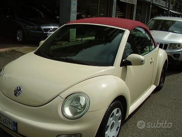Usata VW New Beetle 75 CV (55 kW) 2003 Beige Utilitaria