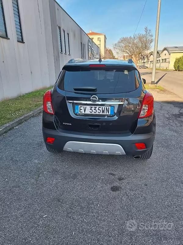 Usata Opel Mokka 115 CV (84 kW) 2014 Nero SUV