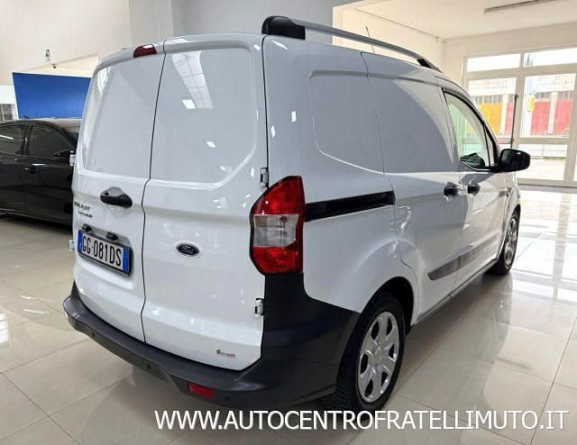 Usata Ford Transit Trend 101 CV (74 kW) 2021 Frozen white Furgone