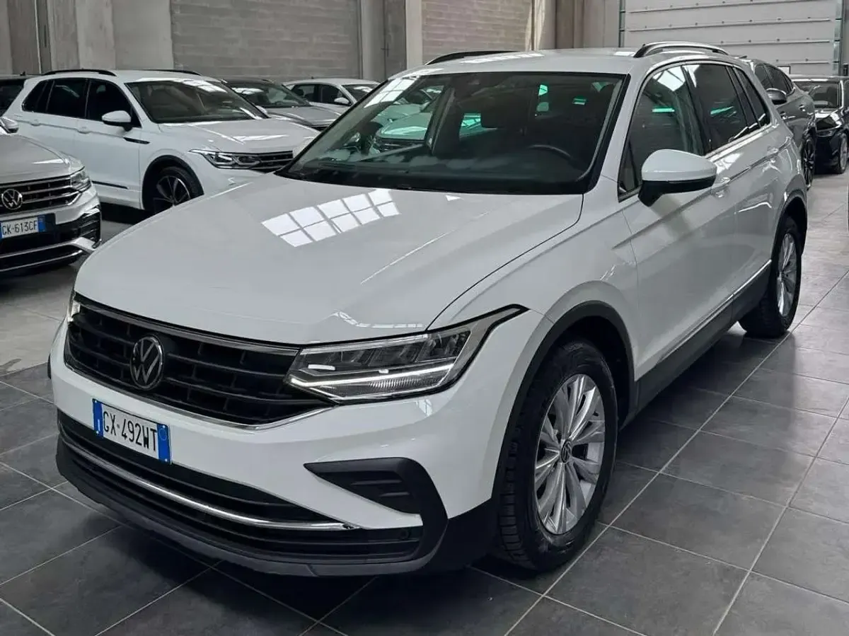 Usata VW Tiguan Life 150 CV (110 kW) 2022 Bianco SUV