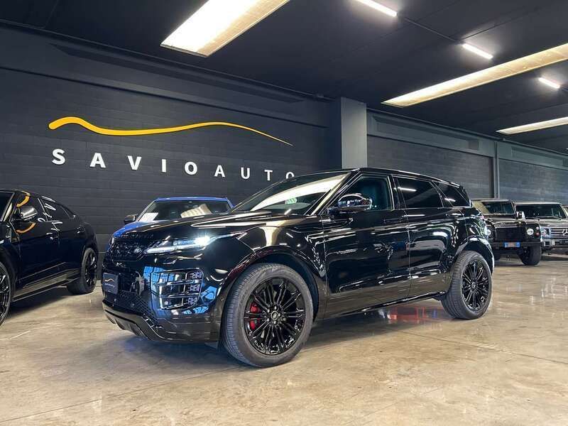 Santorini black Usata 2024 Land Rover Range Rover evoque SE Dynamic SUV | 54.400 € - Immagine 1/4