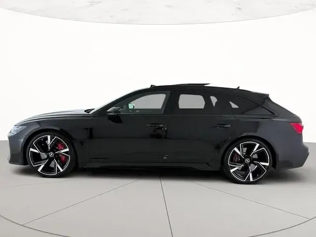 Usata Audi RS6 Comfort 600 CV (441 kW) 2021 0e nero mito metallizzato Station wagon