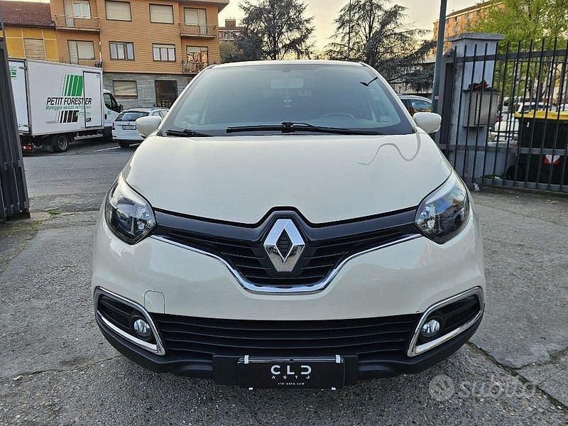 Usata Renault Captur 90 CV (66 kW) 2013 Beige SUV