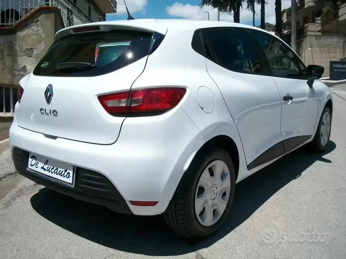 Usata Renault Clio 75 CV (55 kW) 2018 Bianco Furgone