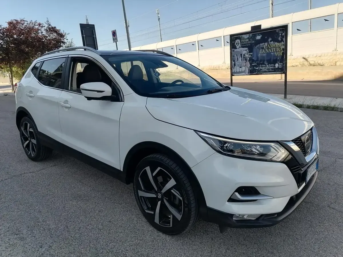 Usata Nissan Qashqai Tekna+ 110 CV (80 kW) 2018 Bianco SUV