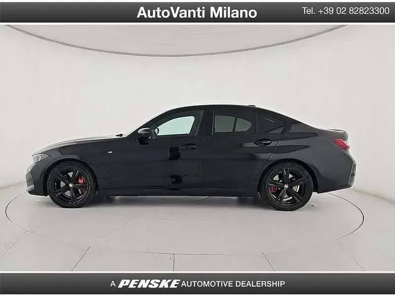 Begagnad BMW 320e M Sport 190 HK (139 kW) 2025 Svart Sedan