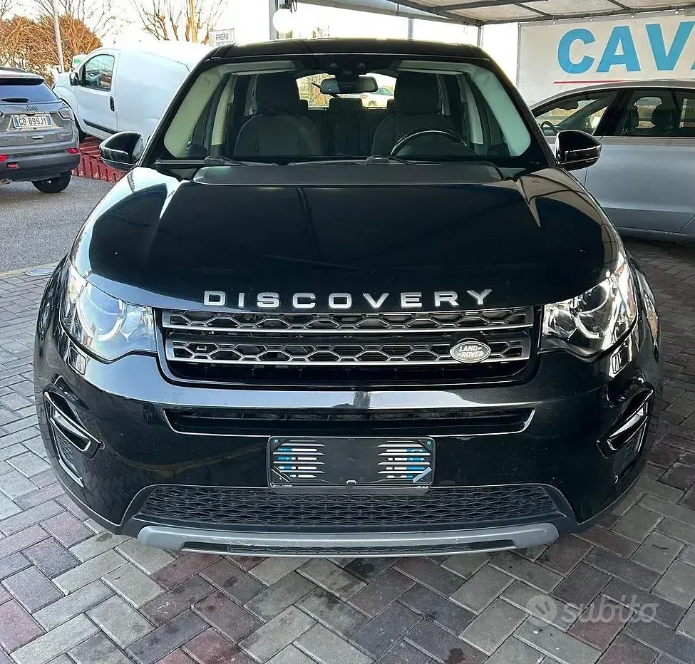 Usata Land Rover Discovery Sport SE 150 CV (110 kW) 2017 Nero SUV