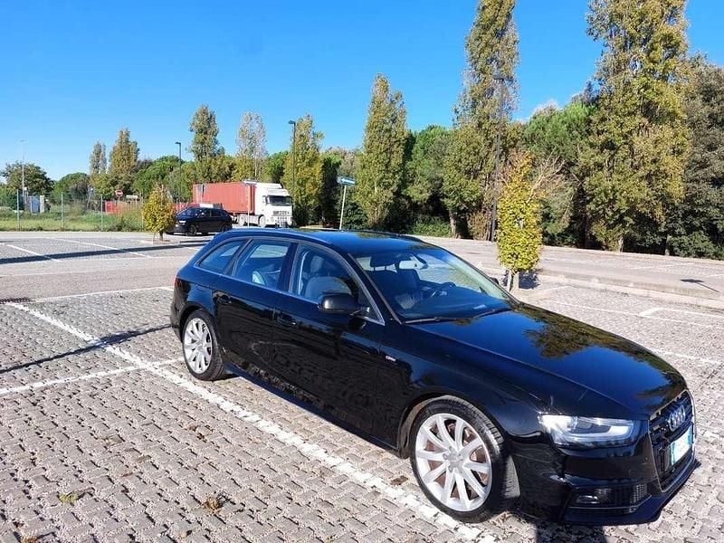 Usata 2015 Audi A4 Sport Station wagon | 10.500 € (Super prezzo) - Immagine 1/4