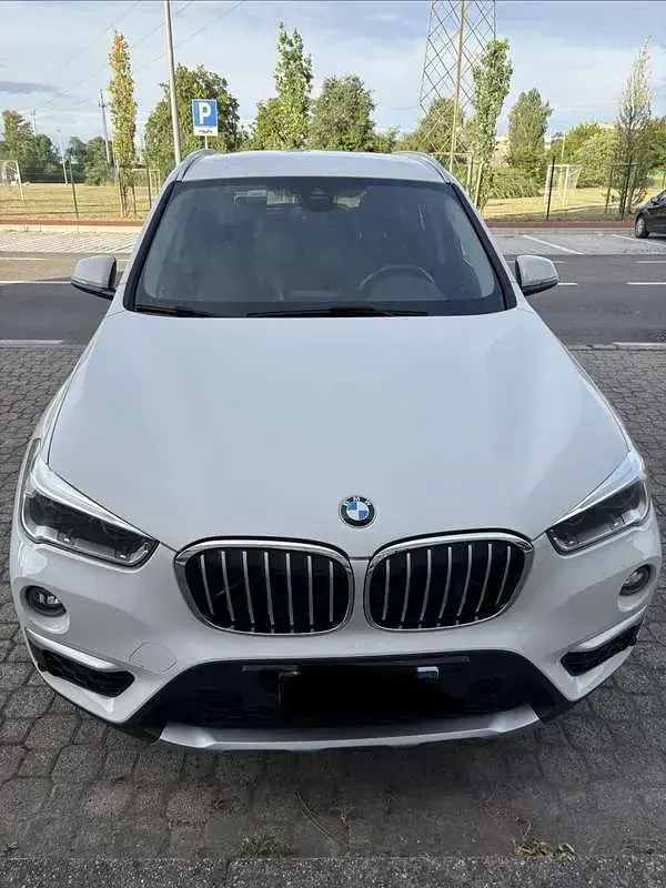 Usata BMW X1 xLine 192 CV (141 kW) 2019 Bianco SUV
