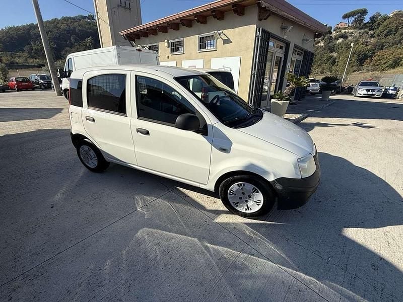 Usata Fiat Panda 69 CV (50 kW) 2011 Bianco Furgone